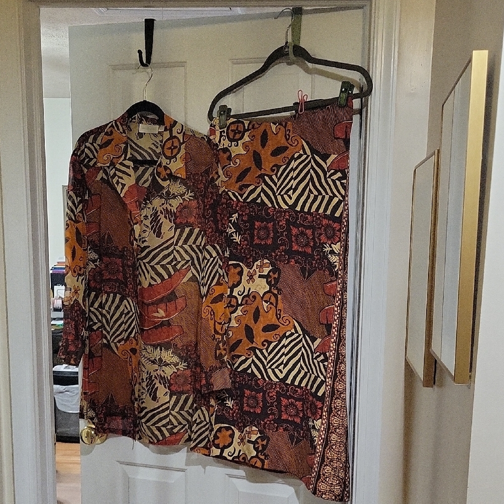 Colorful Patterned Two-Piece Set - Picture 2 of 16